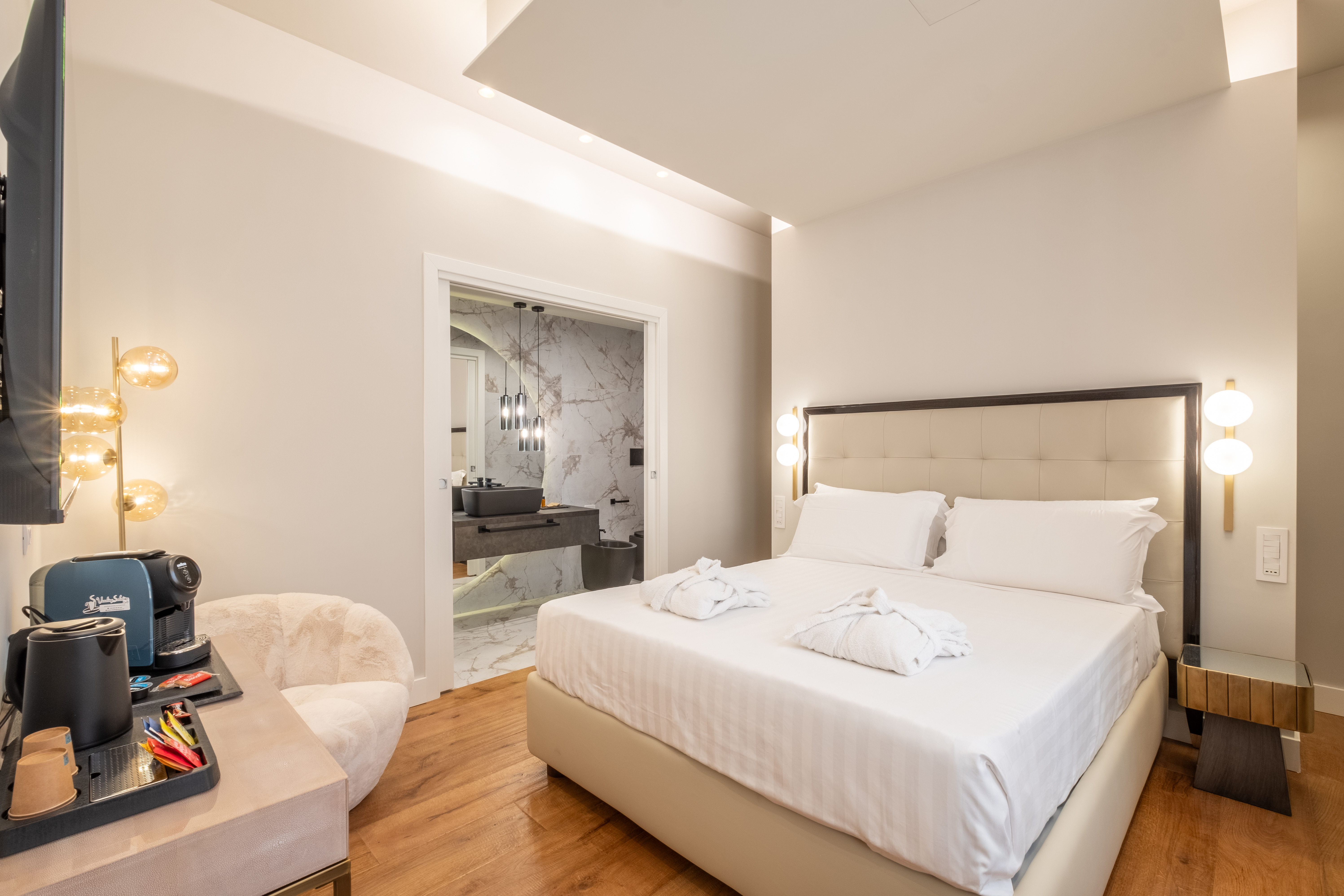Stampace suite bedroom