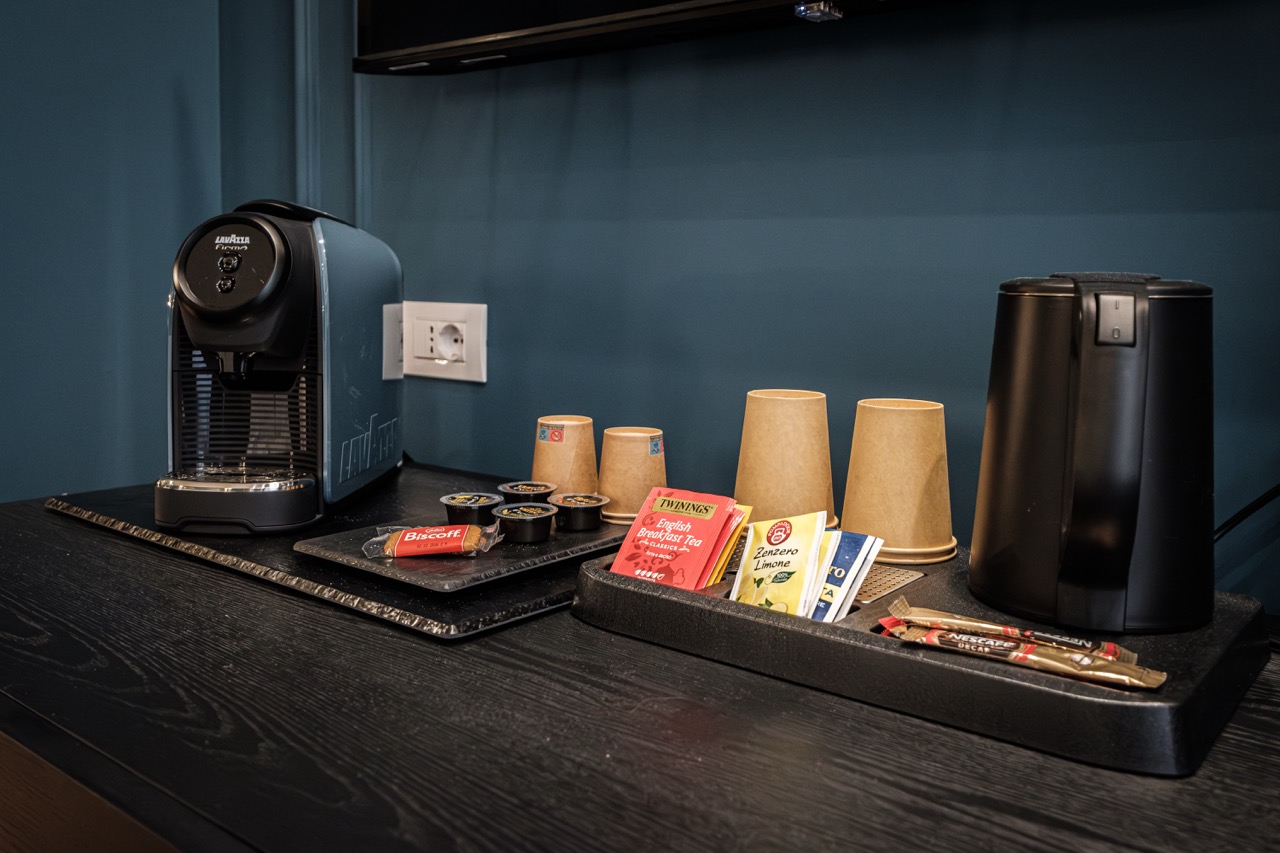 Lavazza coffee machine and tea amenities
